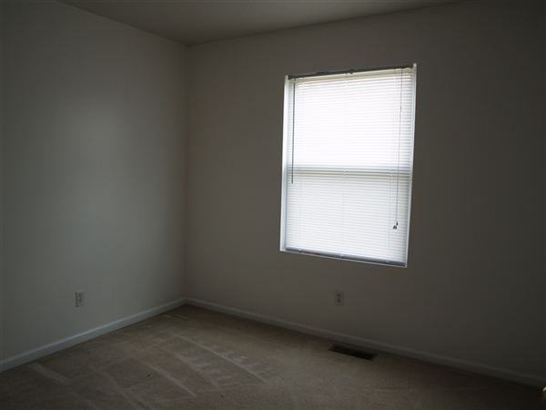 8019 Stonehaven Dr - Photo 3 of 11