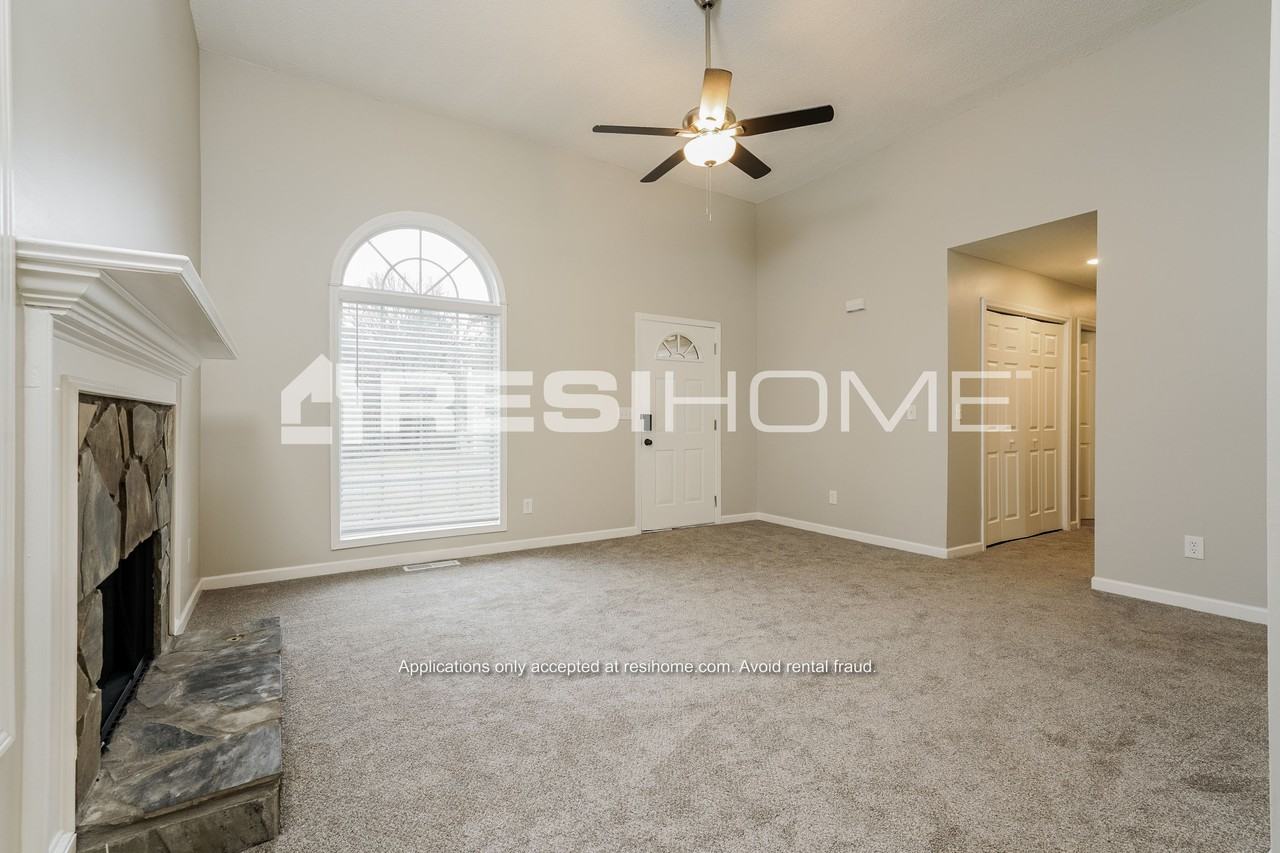 24 Torrent Ct - Photo 3 of 20