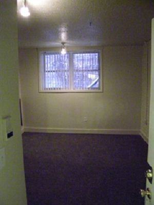 Alexandrine Square Apartments - Photo 3 of 5