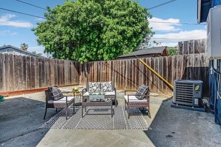 661 Fenton Street - Photo 3 of 4