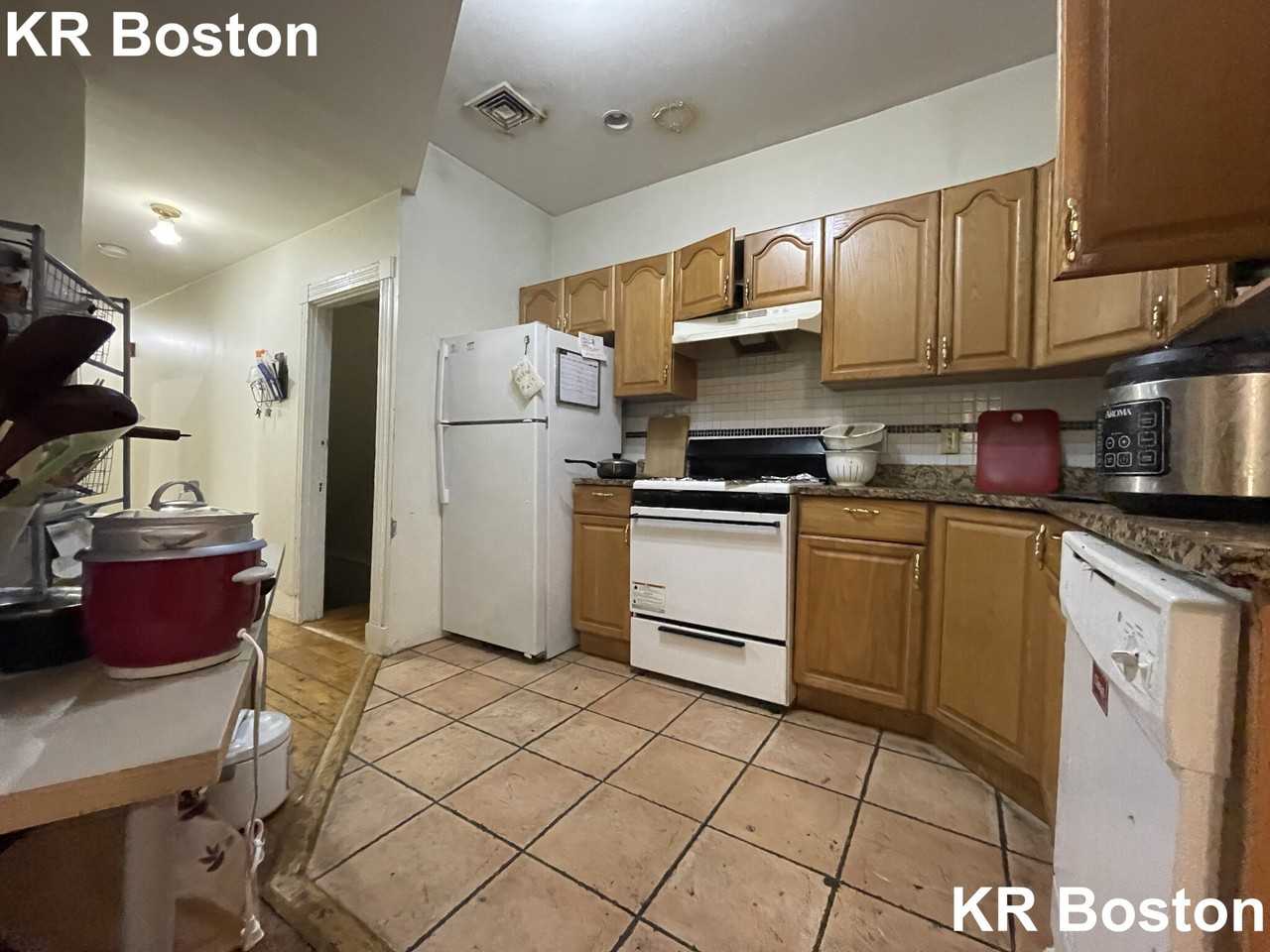 Brook St #1 - Photo 7 of 27