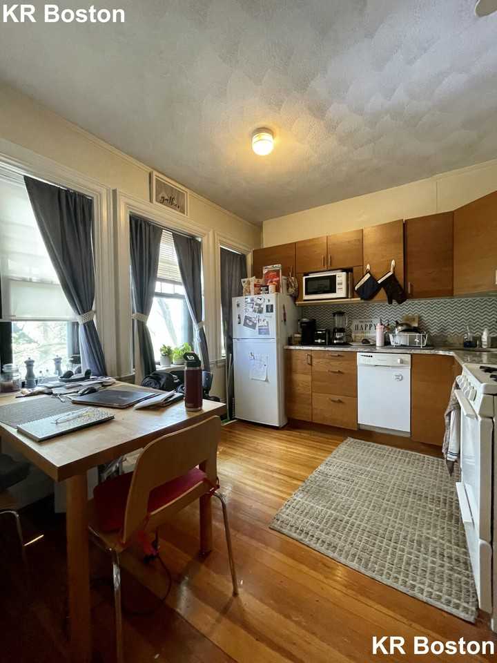 Newbury St. & Charlesgate West #2F - Photo 4 of 50