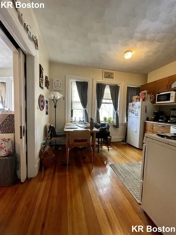 Newbury St. & Charlesgate West #2F - Photo 5 of 50