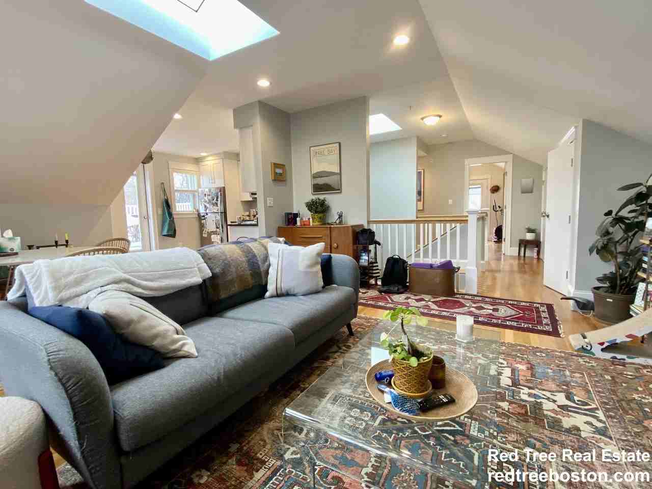 405 S Huntington Ave #3 - Photo 5 of 21