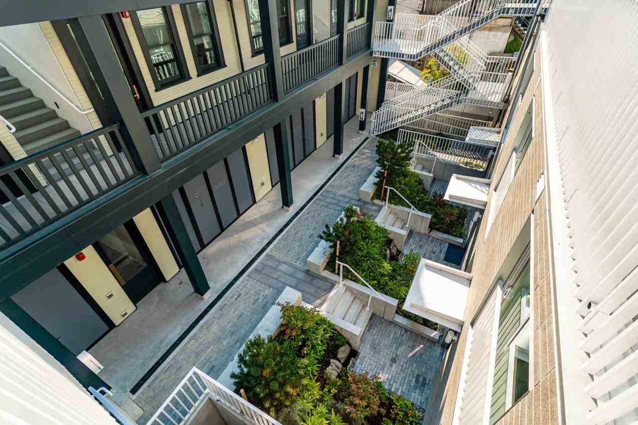 Broadhurst & Whitaker Apartments 3493 Commercial St, Vancouver, BC