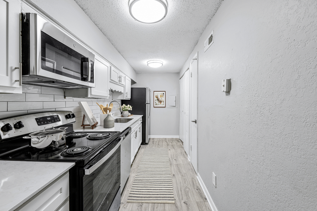 Elliot Roswell Apartments 1450 Raintree Dr, Roswell, GA 30076 Zumper