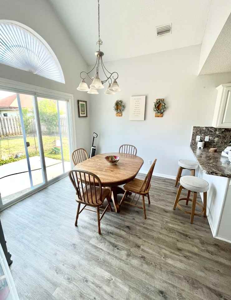 122 Hopeland Dr #1 - Photo 5 of 14