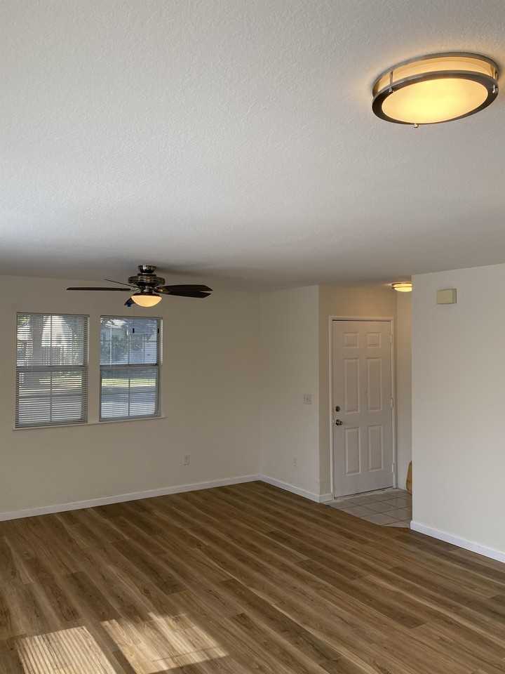 725 Kiley Ave #1 - Photo 6 of 9