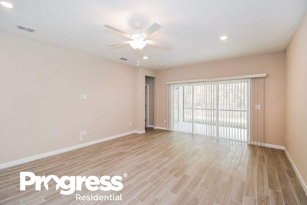 2475 Laylas Way - Photo 3 of 16