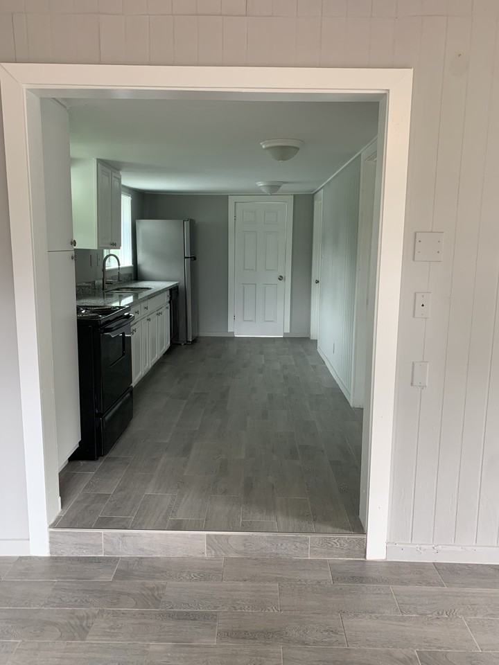125 3rd St #A - Photo 2 of 15