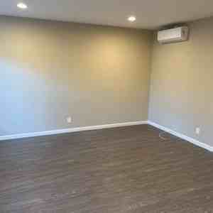1718 E Mariposa Ave #E - Photo 2 of 10