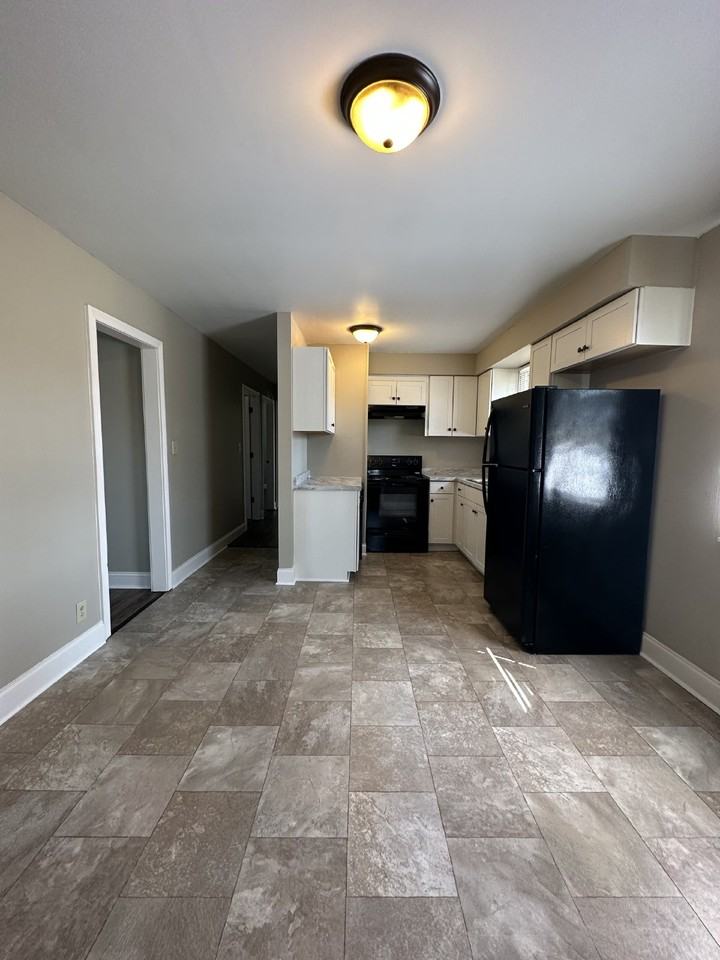 335 Woodale Dr - Photo 6 of 18