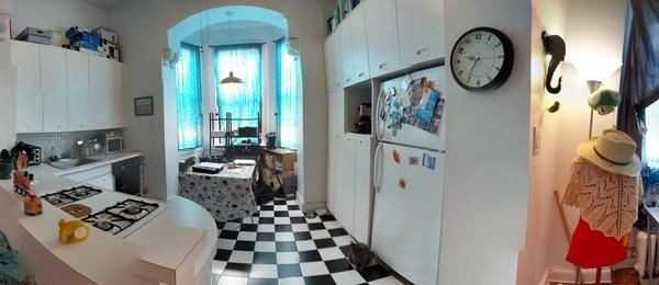 373 Henry St - Photo 3 of 5