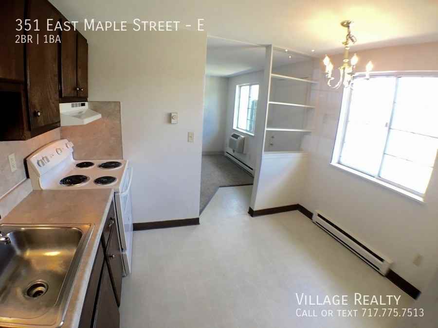 351 E Maple St #E
