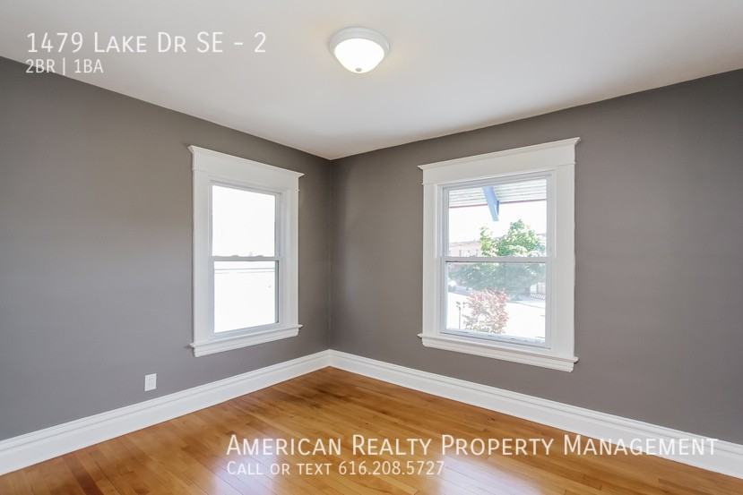 1479 Lake Dr Se #2 - Photo 6 of 12