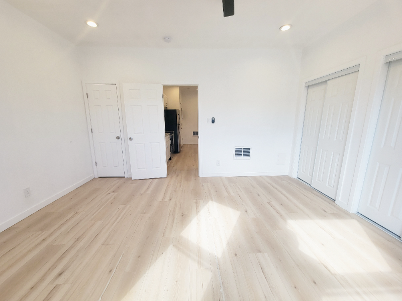 5813 Market St #1 - Photo 3 of 6