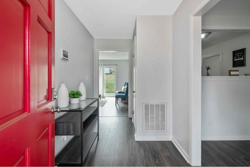 7125 Ashwood Circle - Photo 2 of 16