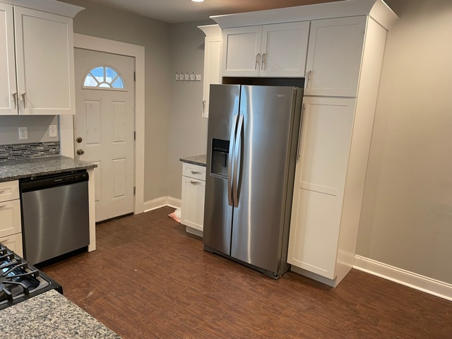 3510 Leech St - Photo 3 of 34