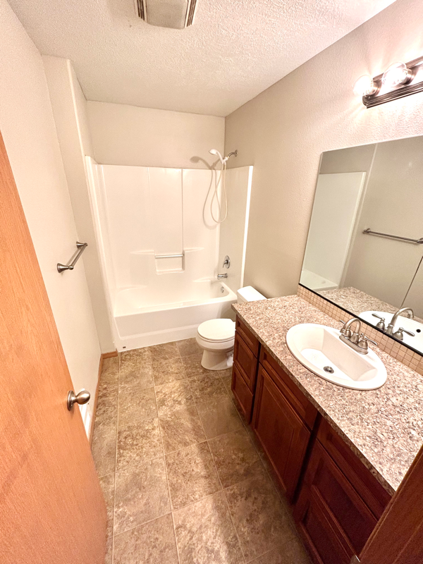 2907 E 4th Ave - Photo 3 of 19