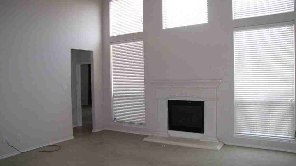 2503 Cherry Sage Dr - Photo 2 of 8