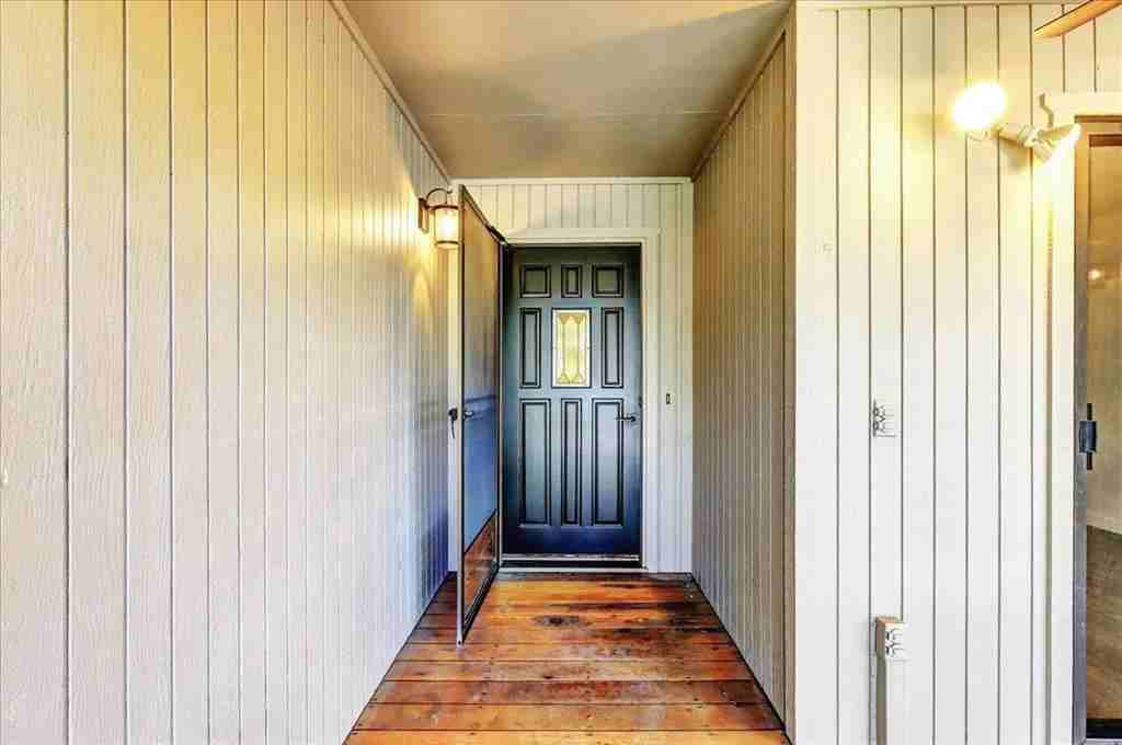 14319 Knobcone Dr - Photo 2 of 30