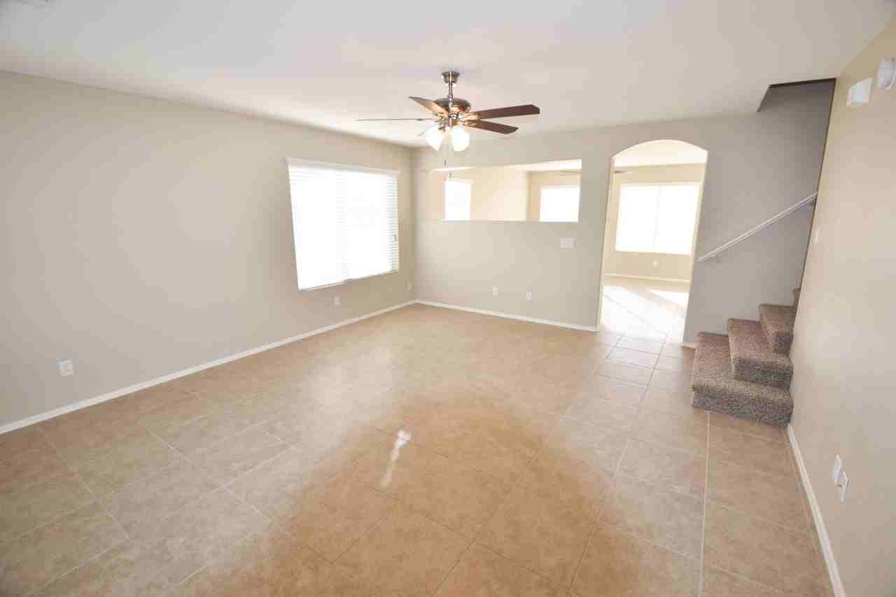 15357 W Evans Dr - Photo 2 of 13