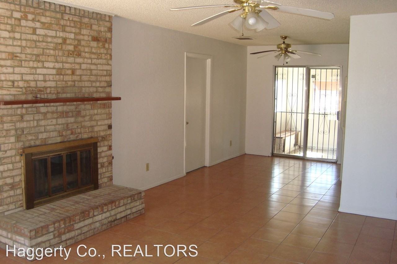 10437 Seawood Dr - Photo 2 of 17