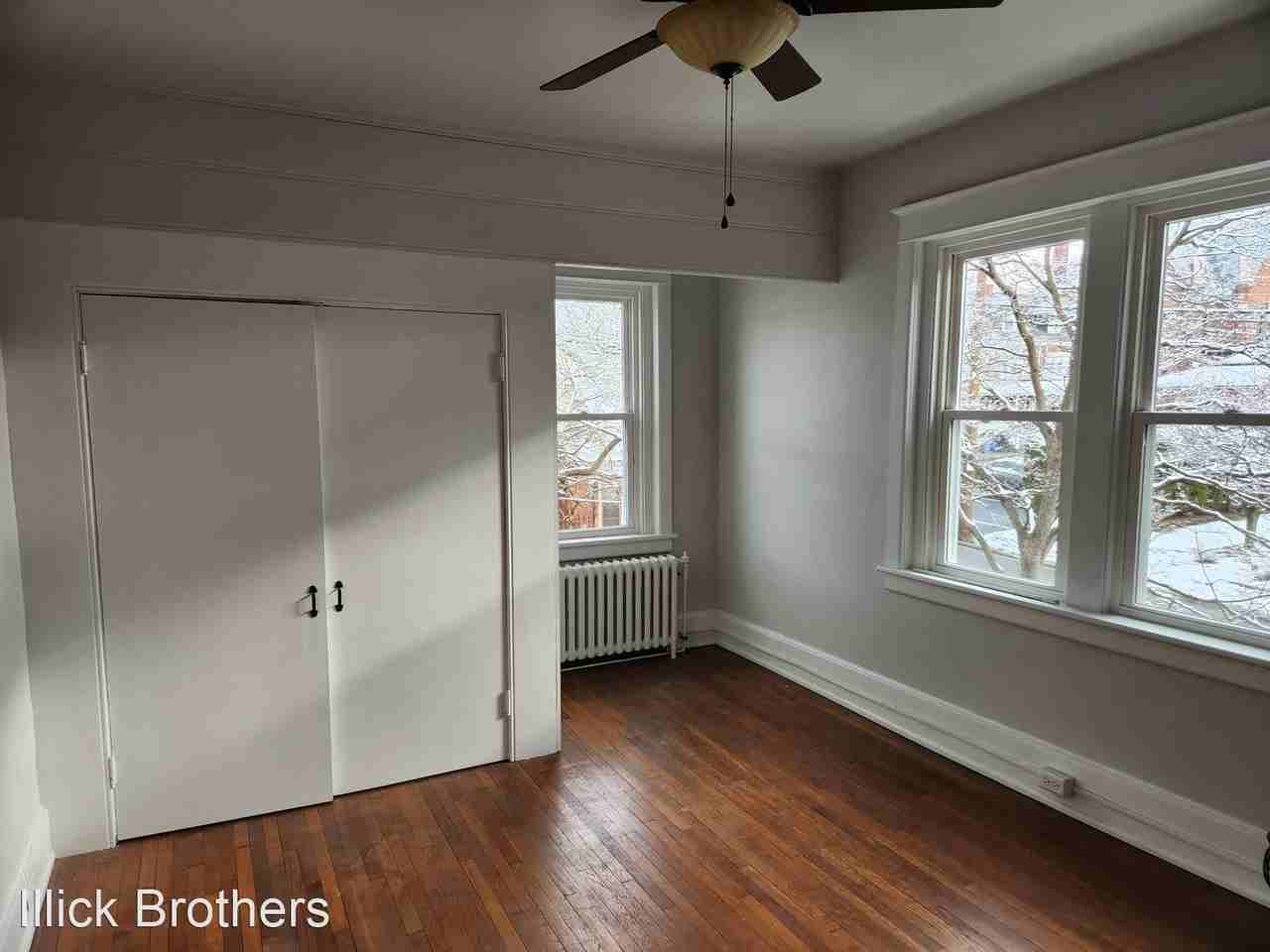 115 East Market Street - Photo 3 of 6