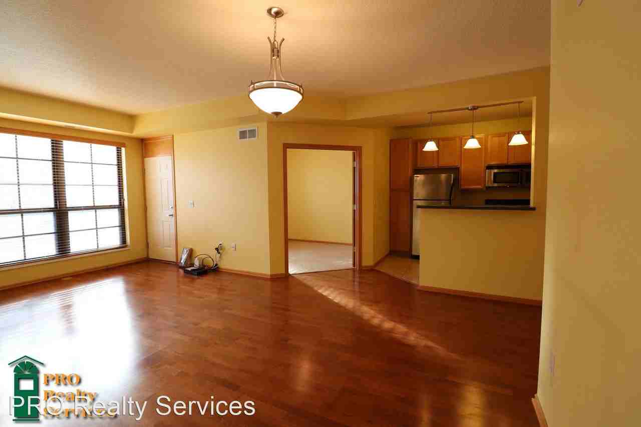 2565 Franklin Ave #109 - Photo 2 of 20