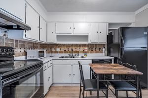 featured image of Longleaf Dr Se