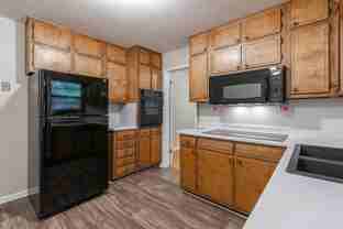 Knollview Dr - Photo 1 of 1