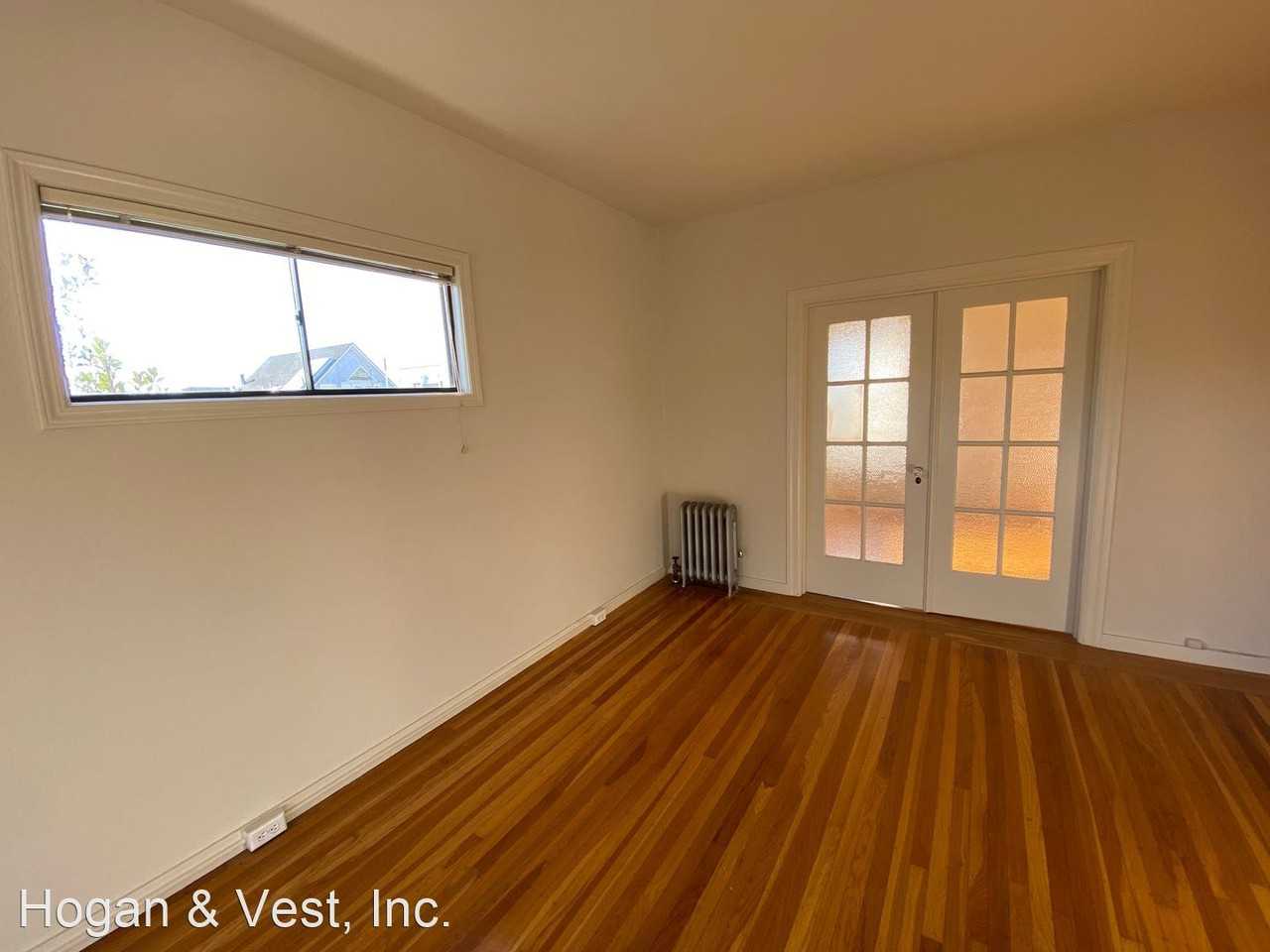 2755 Franklin St - Photo 2 of 20