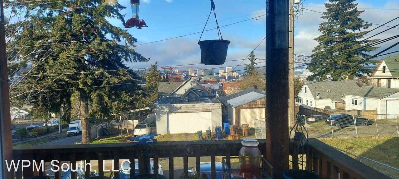 323 South 30th Street - Photo 3 of 24