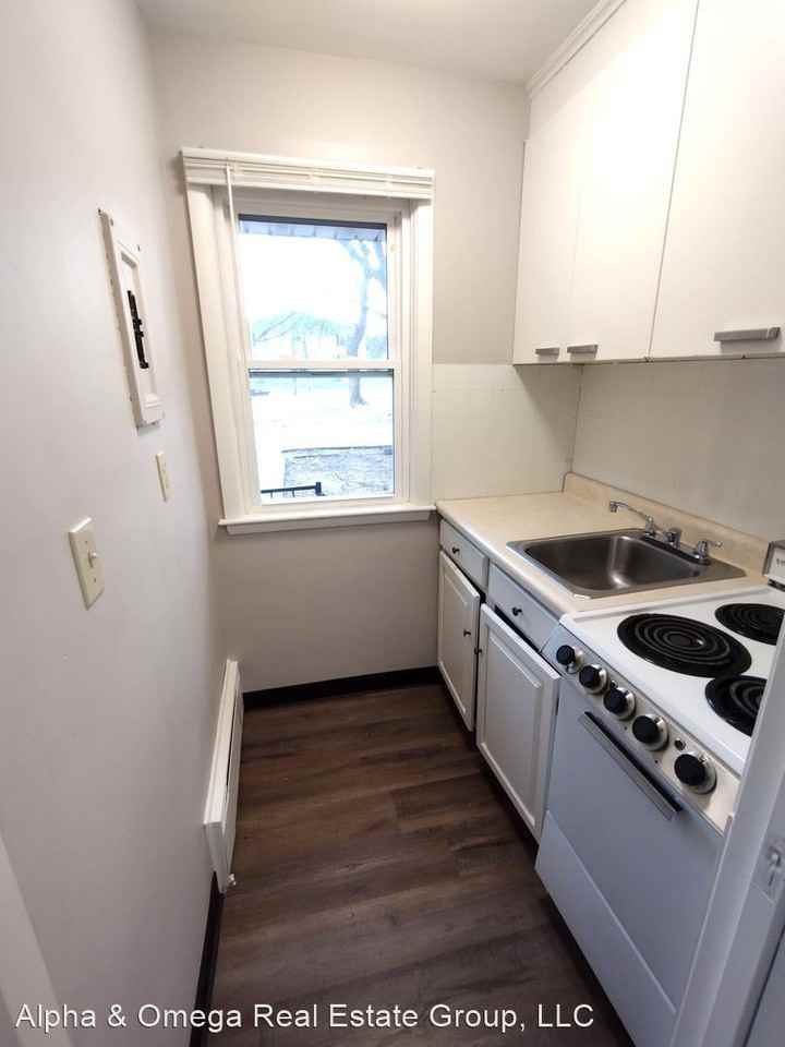 570 Marion Ave. 603-609 Manchester Rd - Photo 2 of 7