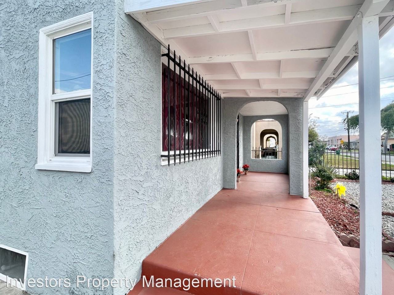 6526 Woodward Ave - Photo 3 of 27