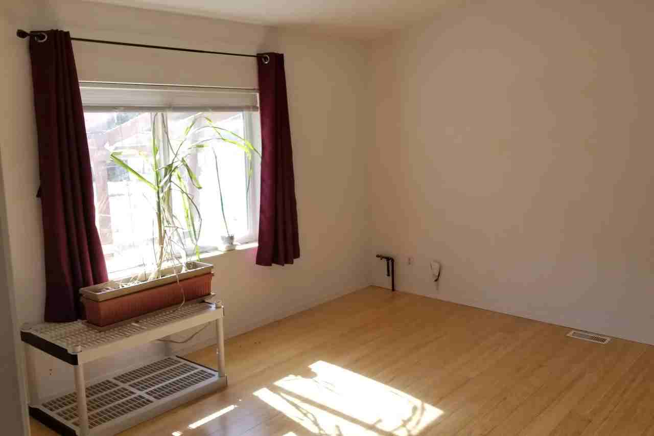 33112 Mount Tahoma Canyon Rd E - Photo 3 of 10