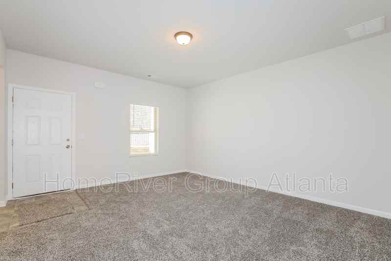 524 Joneus Dr - Photo 2 of 20