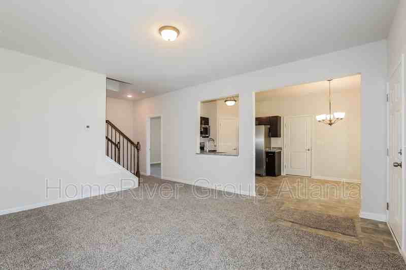 524 Joneus Dr - Photo 3 of 20