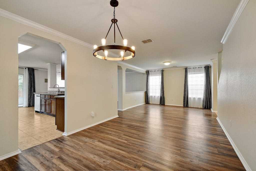 131 Palazzo Torre - Photo 7 of 30