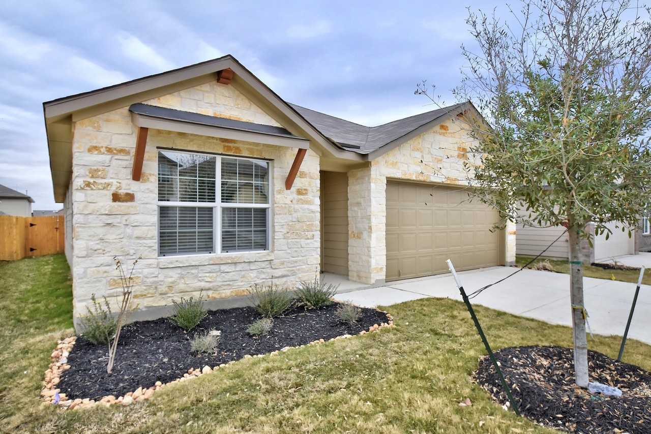 14042 Mudstone St - Photo 2 of 26