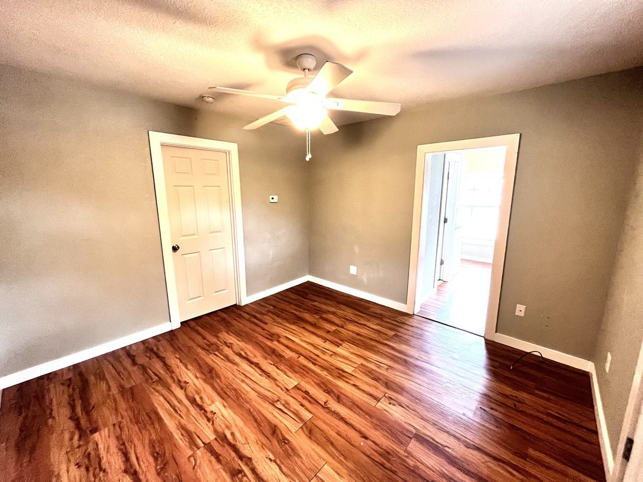 103 W Martin Luther King Jr Blvd #3 - Photo 3 of 7