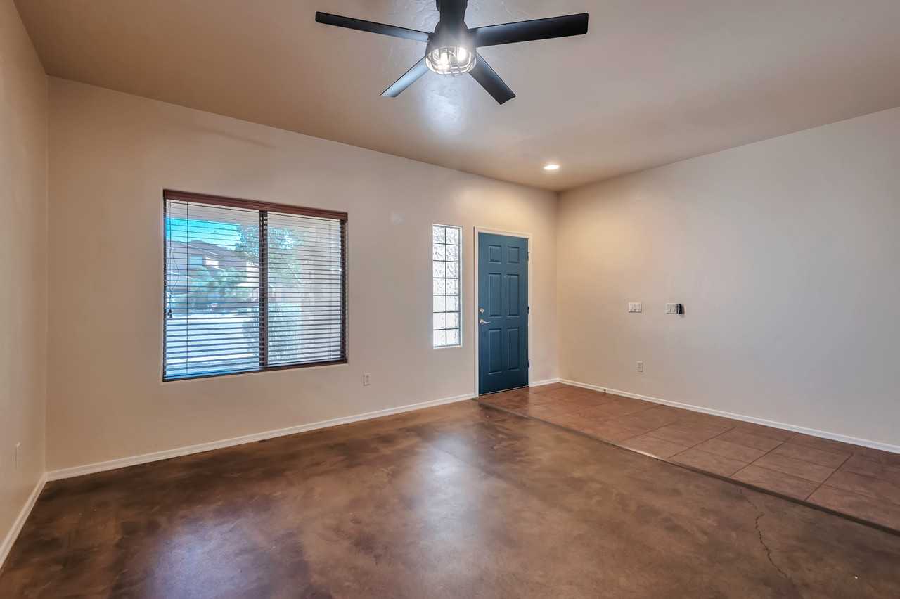 8261 North Converse Court - Photo 3 of 25