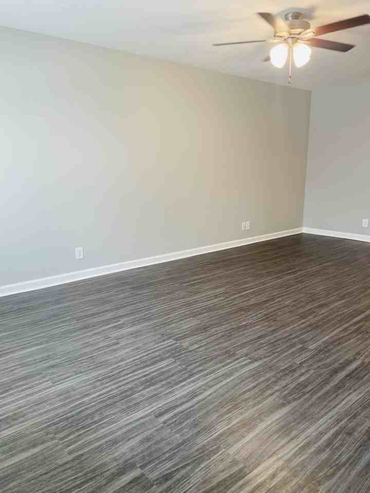 235 Woodland Valley Ln - Photo 2 of 14