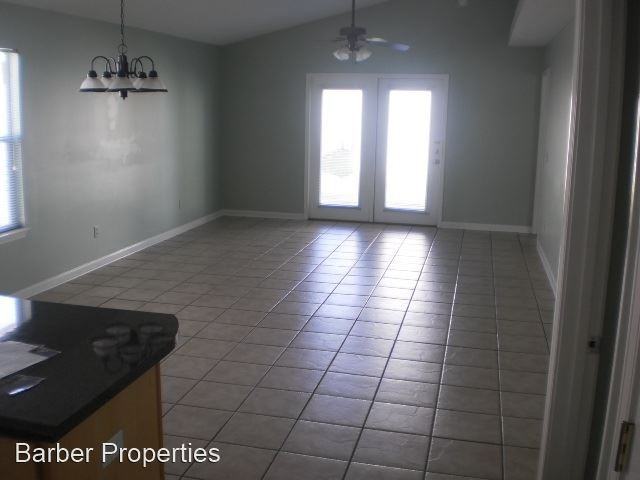 11715 Cabana Ct - Photo 3 of 14