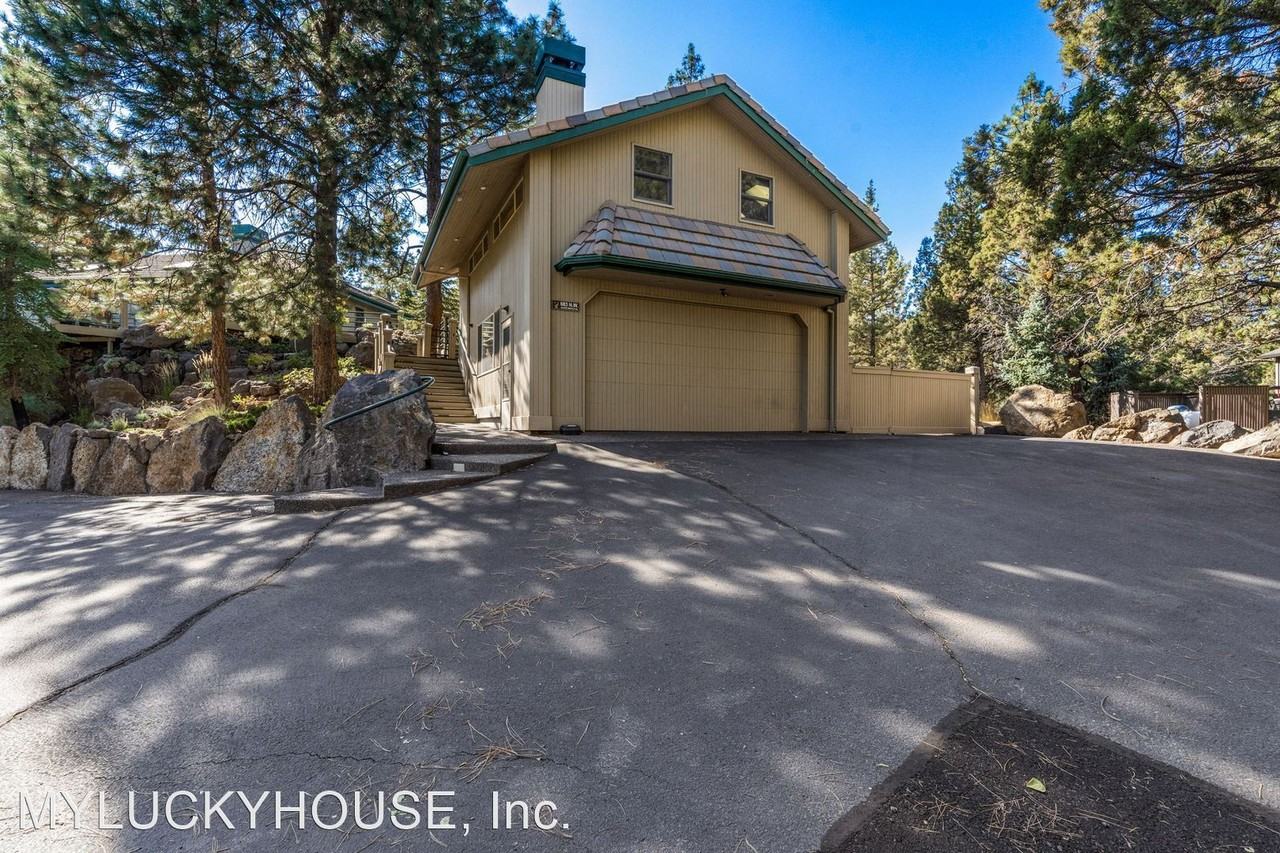 683 Nw Silver Buckle - Photo 2 of 12