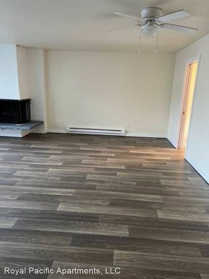 7823 Pacific Ave - Photo 2 of 7