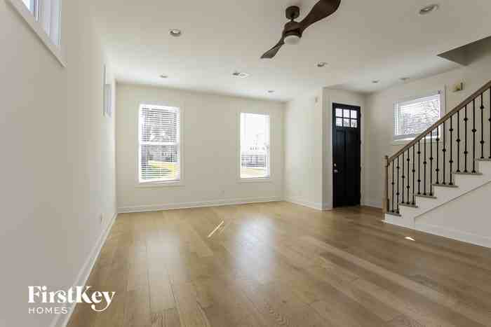 4047 Cedar Cir - Photo 2 of 15