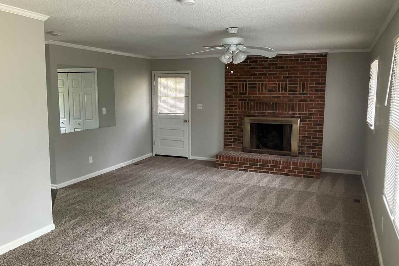 3030 Helen Dr - Photo 2 of 17