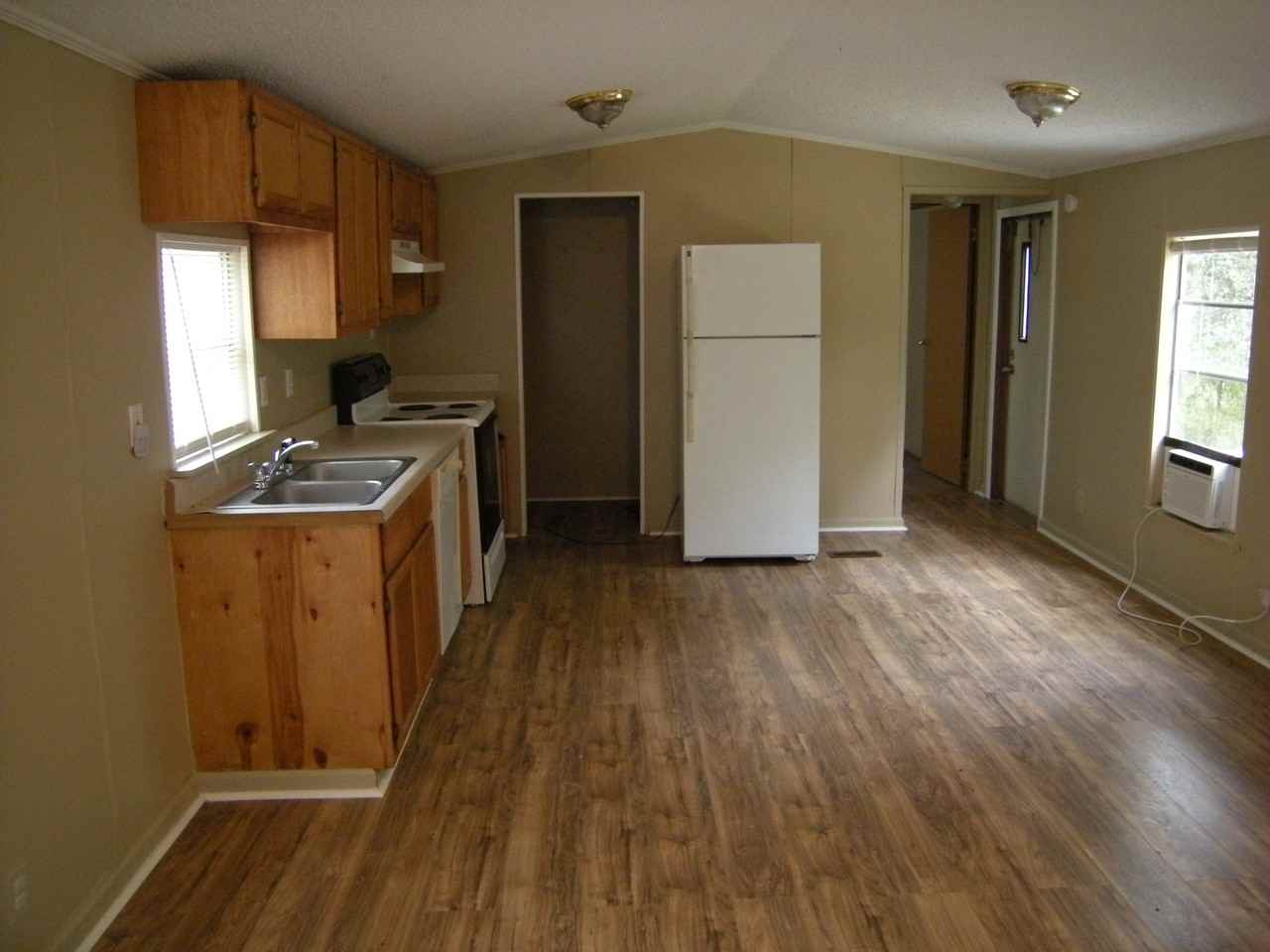 10 Munchkin Lane - Photo 4 of 33