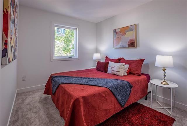 693 Munroe Ave - Photo 3 of 8